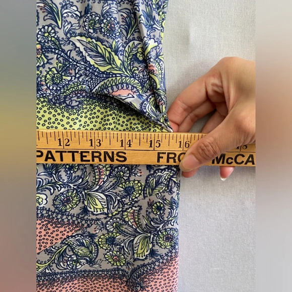 BCBG Max Azria Paisley floral  print belted sleeveless asymmetrical dress Sz M - Picture 10 of 12